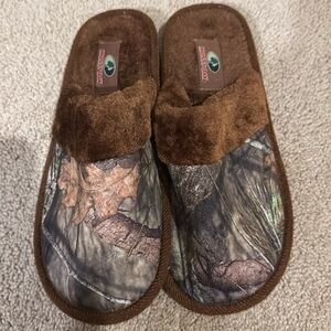 Mossy Oak Camouflage slippers for men